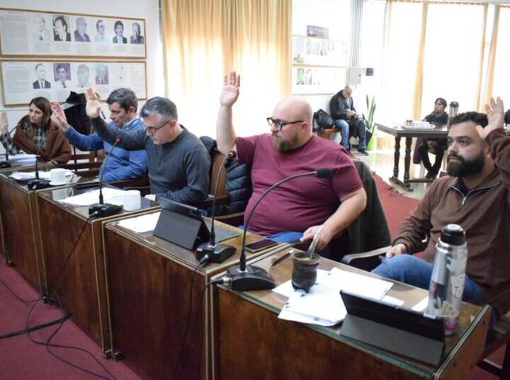Imagen de Sesi&oacute;n en el Concejo: modificaciones tributarias, obras p&uacute;blicas, debate por remises y cuarto intermedio
