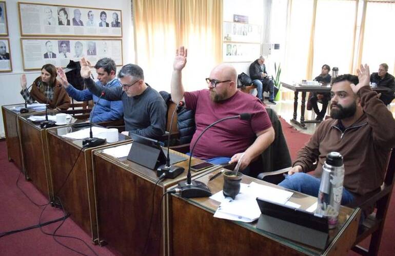 Imagen de Sesi&oacute;n en el Concejo: modificaciones tributarias, obras p&uacute;blicas, debate por remises y cuarto intermedio