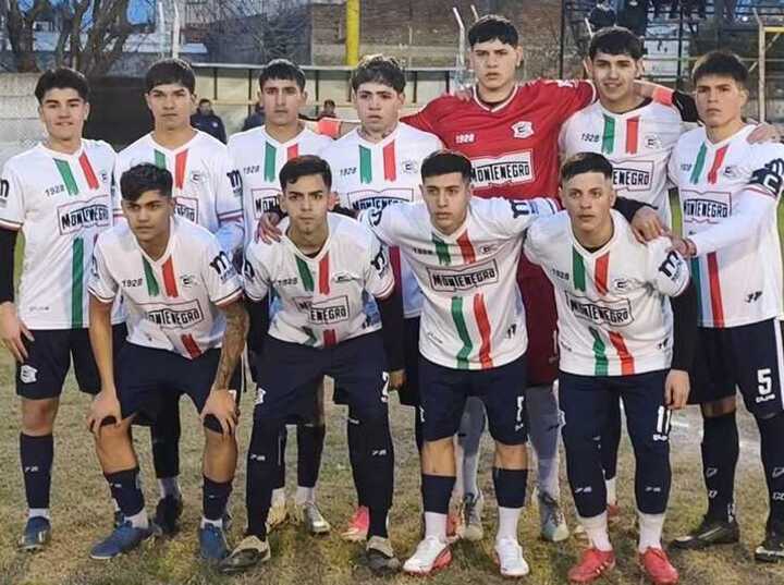 Imagen de Porvenir Talleres se consagr&oacute; campe&oacute;n y Athletic qued&oacute; a un paso