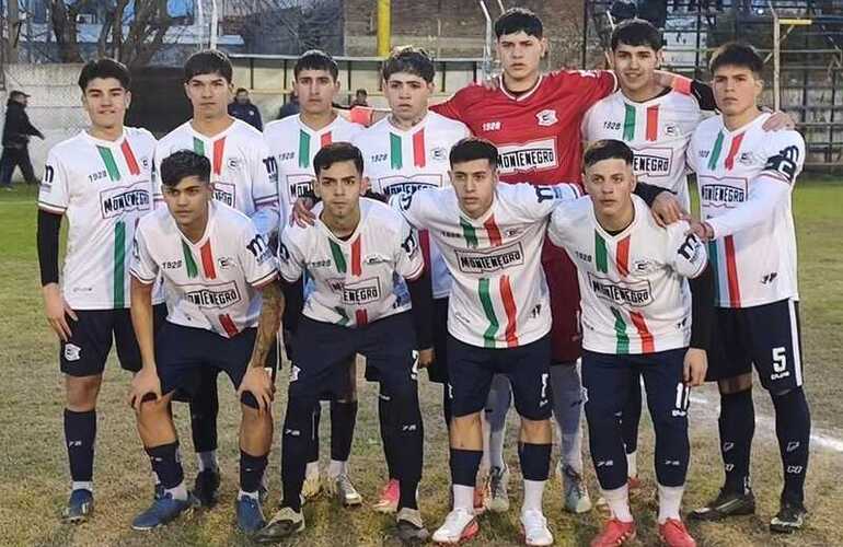 Imagen de Porvenir Talleres se consagr&oacute; campe&oacute;n y Athletic qued&oacute; a un paso
