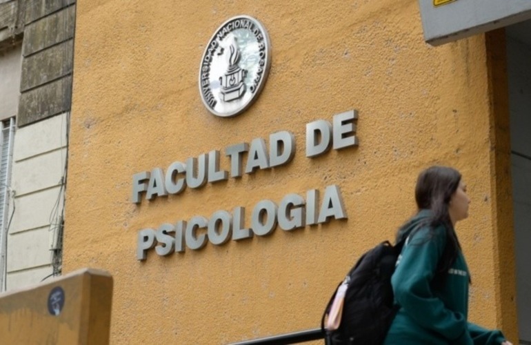 Imagen de Universitarios de Rosario paran este mi&eacute;rcoles y suman una semana de huelga del 18 al 22 de agosto