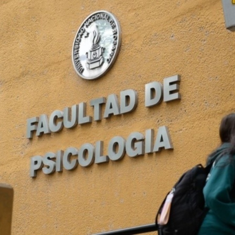 Imagen de Universitarios de Rosario paran este mi&eacute;rcoles y suman una semana de huelga del 18 al 22 de agosto