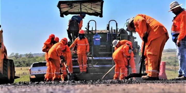 Imagen de Avanza la obra de repavimentaci&oacute;n de la Ruta Provincial 225S frente a Villa Amelia