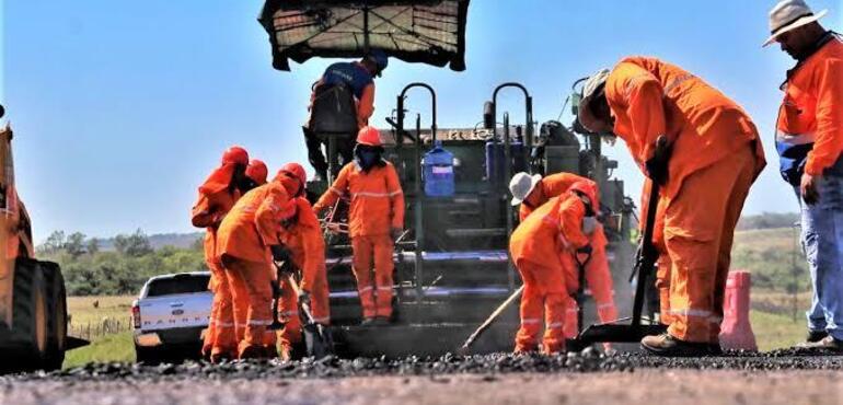 Imagen de Avanza la obra de repavimentaci&oacute;n de la Ruta Provincial 225S frente a Villa Amelia