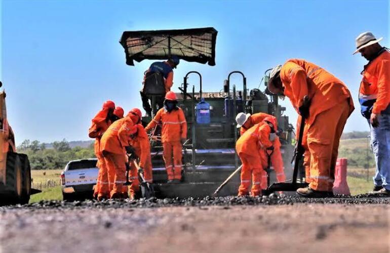 Imagen de Avanza la obra de repavimentaci&oacute;n de la Ruta Provincial 225S frente a Villa Amelia