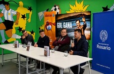 Imagen de Con la presencia de Alejandro Awada, se present&oacute; el segundo cap&iacute;tulo de la miniserie �Gol Gana�