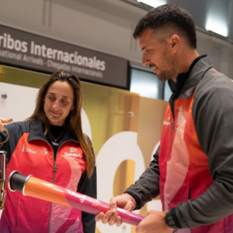 Imagen de La Antorcha Suramericana lleg&oacute; a Santa Fe e inicia un hist&oacute;rico recorrido por los 19 departamentos