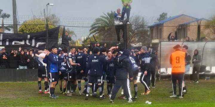 Imagen de Athletic gole&oacute; a Uni&oacute;n y arranc&oacute; el Clausura con el pie derecho