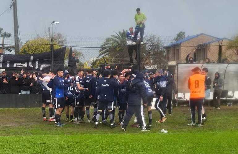 Imagen de Athletic gole&oacute; a Uni&oacute;n y arranc&oacute; el Clausura con el pie derecho