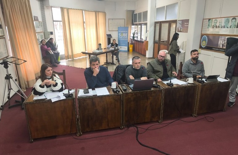 Imagen de El Concejo Municipal sesion&oacute; con un extenso temario sobre obras p&uacute;blicas, transparencia y control de cuentas