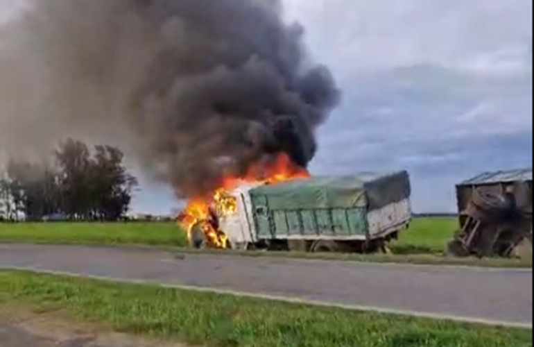 Imagen de Choque fatal en la Ruta 21 entre Fighiera y Pav&oacute;n: muri&oacute; la persona que conduc&iacute;a de la camioneta