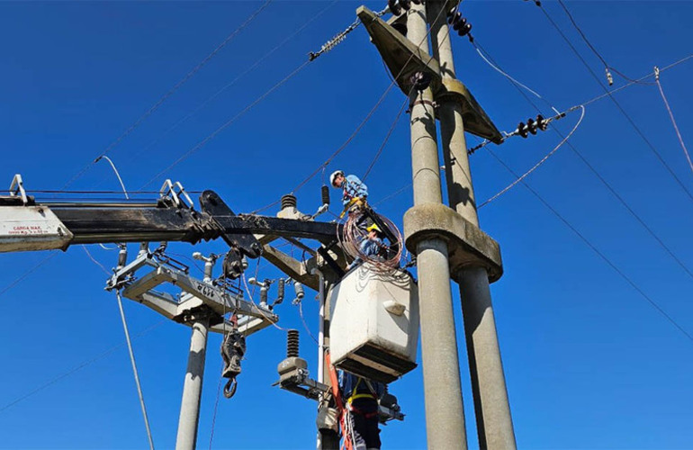 Imagen de La EPE ejecuta trabajos de mantenimiento y hay corte de energ&iacute;a en Barrio Playa Hermosa