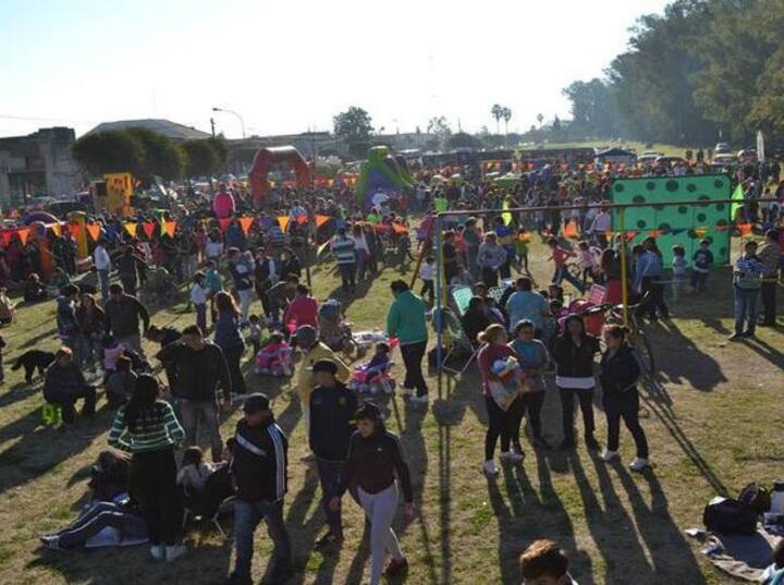 Imagen de General Lagos celebra la Fiesta del D&iacute;a de la Ni&ntilde;ez con juegos, circo y la tradicional chocolatada