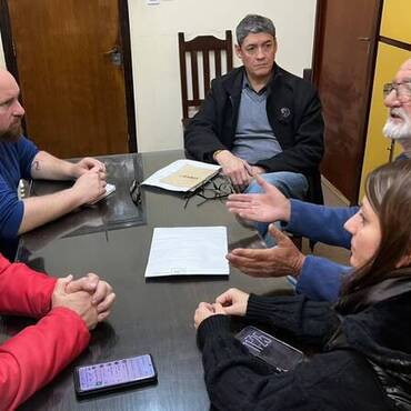 Imagen de Reuni&oacute;n de urgencia en el Concejo Municipal por la inseguridad: ediles se entrevistan con Carlos M&aacute;rquez y un vecino v&iacute;ctima de reiterados robos
