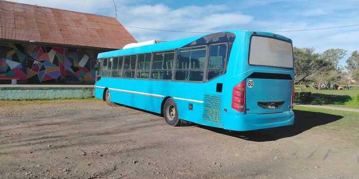 Imagen de Finalmente lleg&oacute; el colectivo de Rosario Bus que en junio se daba por perdido