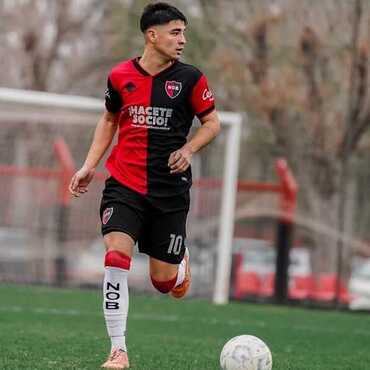 Imagen de Gino Altomonte debut&oacute; en la reserva de Newell�s