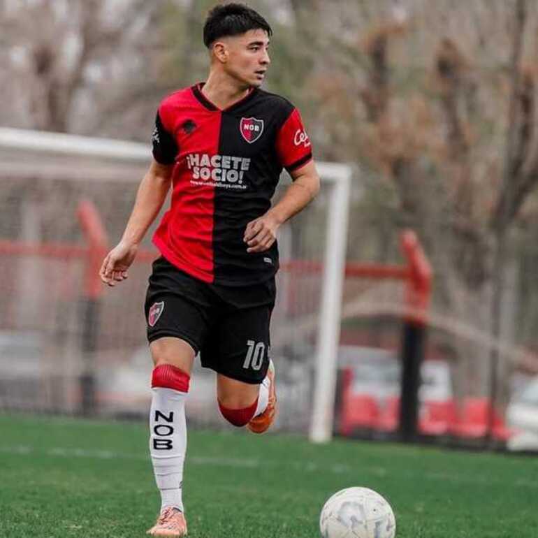 Imagen de Gino Altomonte debut&oacute; en la reserva de Newell�s