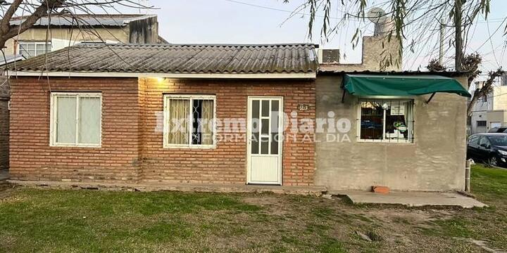 Imagen de Una familia de Empalme en riesgo de desalojo por una estafa inmobiliaria: junta fondos a contrarreloj para no perder su casa