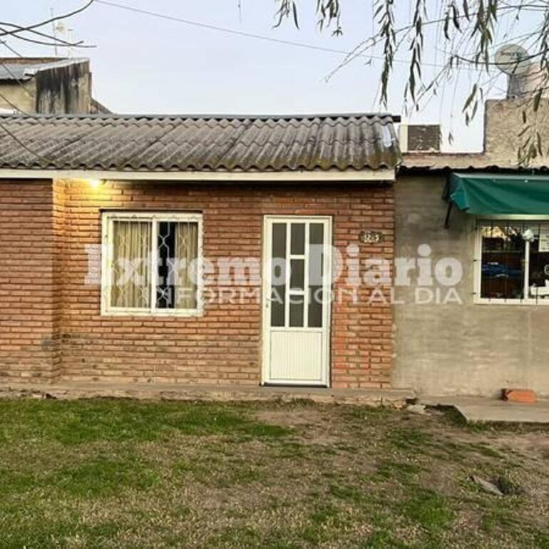 Imagen de Una familia de Empalme en riesgo de desalojo por una estafa inmobiliaria: junta fondos a contrarreloj para no perder su casa