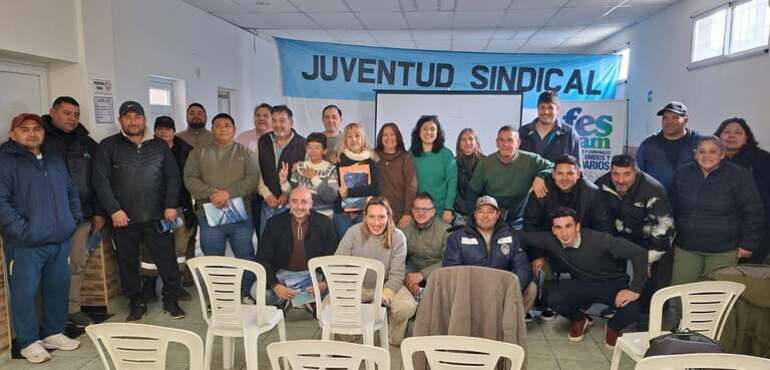 La actividad se desarroll&oacute; en el SUM del SITRAM Arroyo Seco