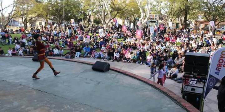 Imagen de Multitudinaria convocatoria en el Anfiteatro Municipal para celebrar el D&iacute;a de las Infancias en Arroyo Seco