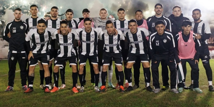 Imagen de Uni&oacute;n volvi&oacute; a sonre&iacute;r y sum&oacute; su primer triunfo
