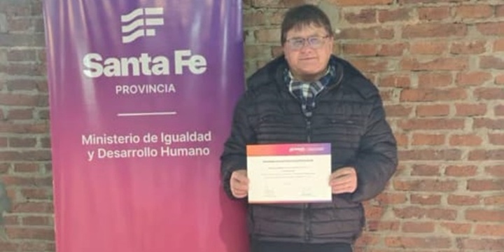 Imagen de Albarellos firm&oacute; un nuevo convenio provincial en el marco del Programa de Asistencia a Centros de D&iacute;a