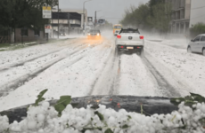 Imagen de Fuerte temporal de viento y granizo provoc&oacute; voladura de techos y destrozos en el sur provincial