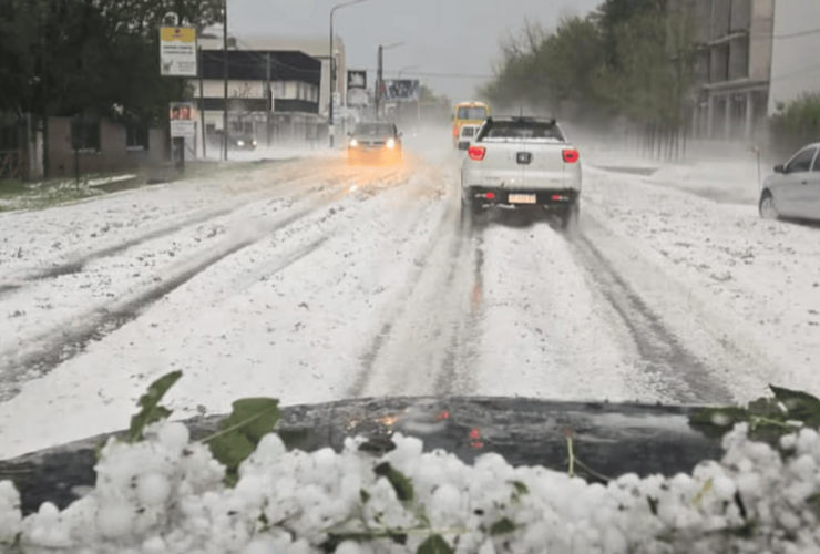 Imagen de Fuerte temporal de viento y granizo provoc&oacute; voladura de techos y destrozos en el sur provincial