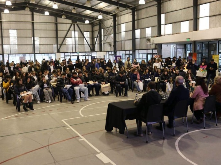 Imagen de Con amplia convocatoria, se realiz&oacute; la tercera edici&oacute;n de la Expo Carreras 2026