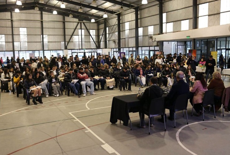 Imagen de Con amplia convocatoria, se realiz&oacute; la tercera edici&oacute;n de la Expo Carreras 2026