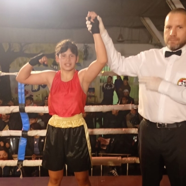 Imagen de Sharon C&oacute;rdoba gan&oacute; por puntos a Ivana Lopez en Theobald