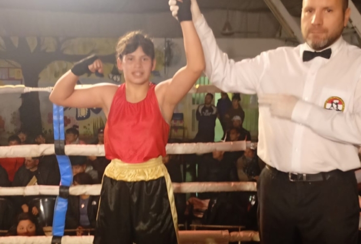 Imagen de Sharon C&oacute;rdoba gan&oacute; por puntos a Ivana Lopez en Theobald