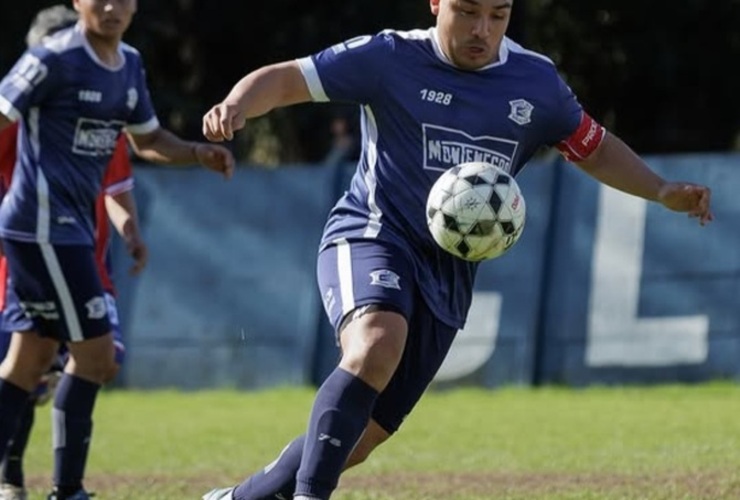 Imagen de Athletic venci&oacute; a Riberas y es el &uacute;nico l&iacute;der del Torneo Clausura
