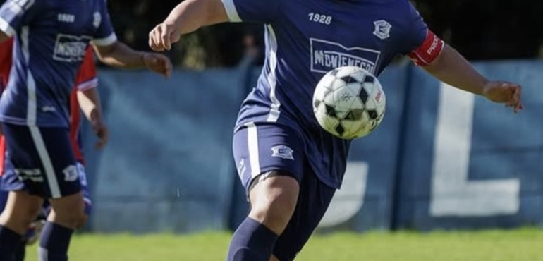 Imagen de Athletic venci&oacute; a Riberas y es el &uacute;nico l&iacute;der del Torneo Clausura