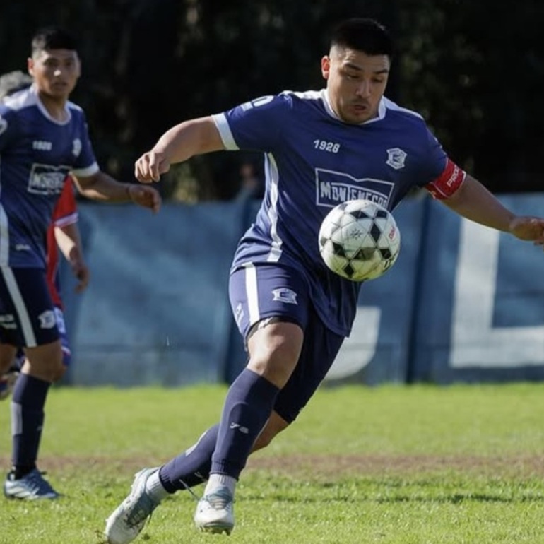 Imagen de Athletic venci&oacute; a Riberas y es el &uacute;nico l&iacute;der del Torneo Clausura