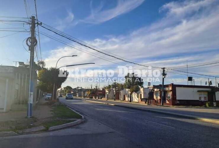 Imagen de Avanza la instalaci&oacute;n de estructuras para sem&aacute;foros sobre Ruta 21