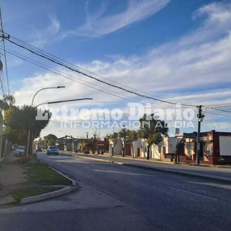 Imagen de Avanza la instalaci&oacute;n de estructuras para sem&aacute;foros sobre Ruta 21