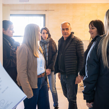 Imagen de Alvear: Recorrida de autoridades en la Colonia Hogar Astengo y entrega de fondos FANI