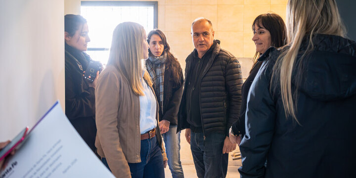 Imagen de Alvear: Recorrida de autoridades en la Colonia Hogar Astengo y entrega de fondos FANI