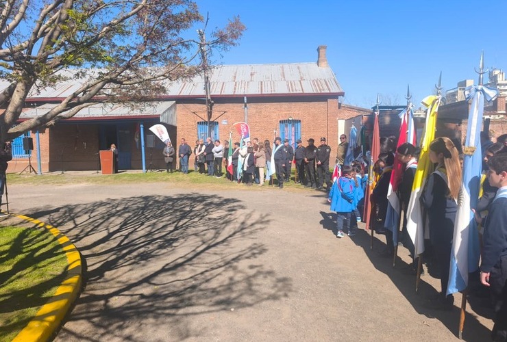 Imagen de Arroyo Seco conmemor&oacute; el D&iacute;a del Inmigrante con un emotivo acto y amplia convocatoria institucional