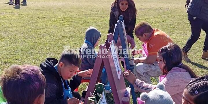 Imagen de Una colecta solidaria hizo posible el festejo del D&iacute;a del Ni&ntilde;o en barrio Do&ntilde;a Pepa
