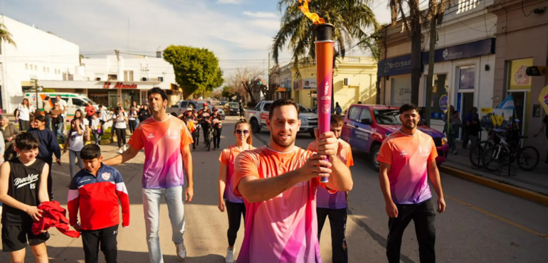Imagen de Arroyo Seco recibe el Fuego Sudamericano este martes con un evento deportivo y tecnol&oacute;gico en el Anfiteatro Municipa