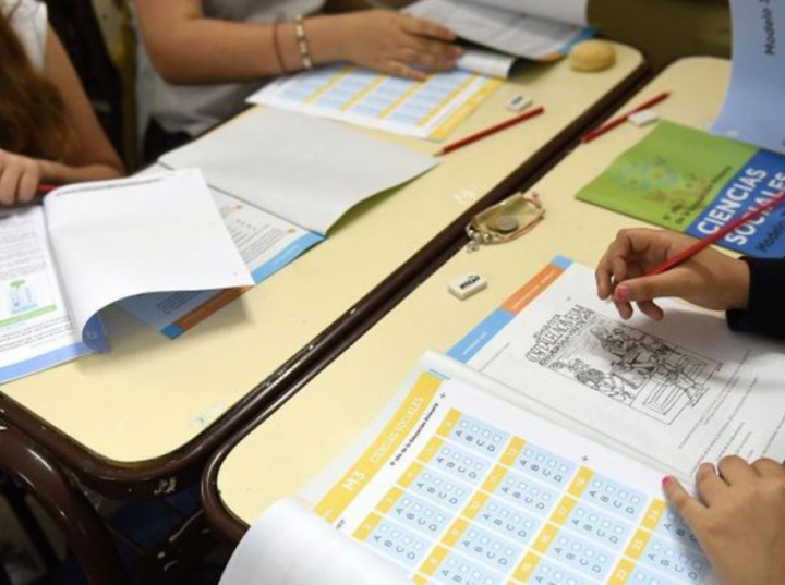 Imagen de Pruebas PISA 2025: Argentina registr&oacute; el nivel m&aacute;s bajo en educaci&oacute;n desde 2006