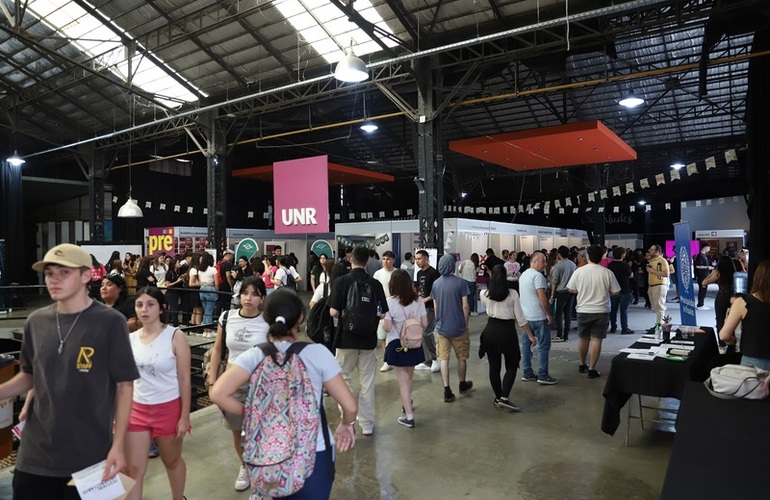 Imagen de La Universidad Nacional de Rosario puso en marcha la ExpoCarreras 2026 con m&aacute;s de 150 ofertas acad&eacute;micas