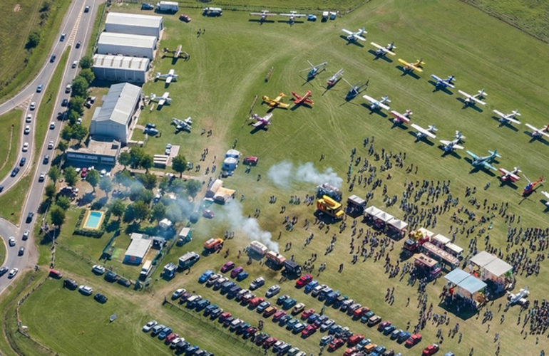 Imagen de Pueblo Esther se prepara para recibir una nueva edici&oacute;n del festival a&eacute;reo &laquo;C&iacute;rculo Vuela&raquo;