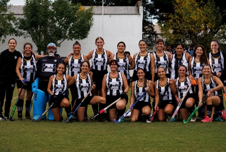 Imagen de Las mamis hockey de Uni&oacute;n visitan a Universitario