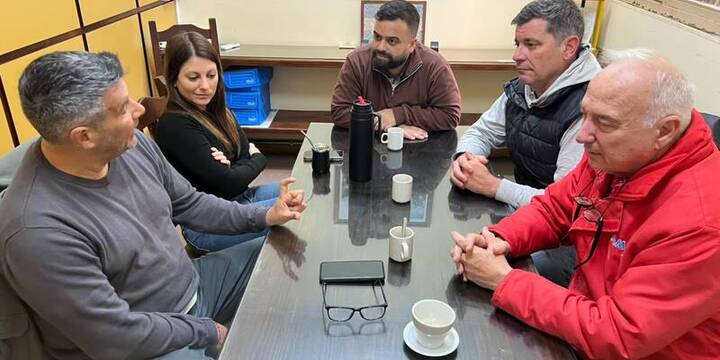Dami&aacute;n Andreoli en su encuentro con los concejales.