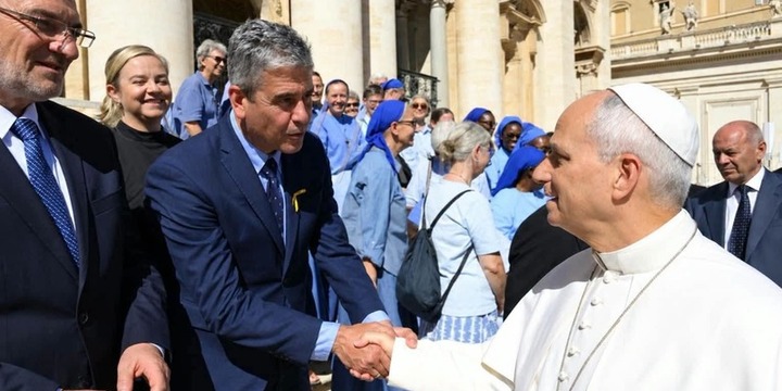 Imagen de El senador Germ&aacute;n Giacomino fue recibido por el Papa Le&oacute;n XIV en el Vaticano