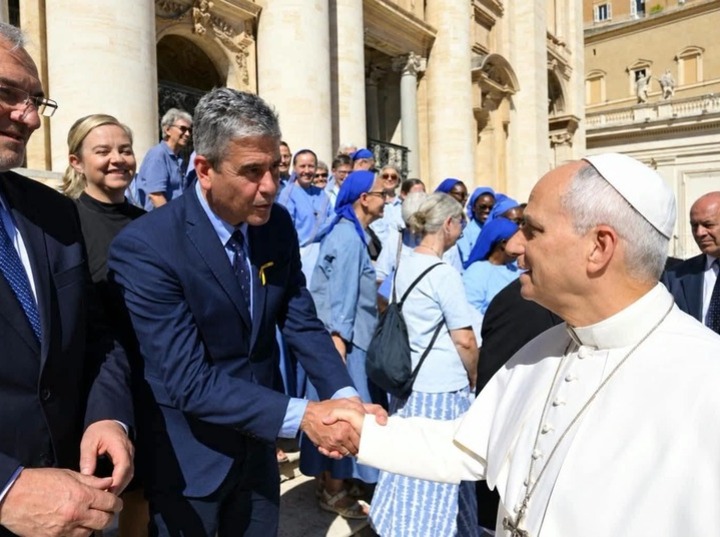 Imagen de El senador Germ&aacute;n Giacomino fue recibido por el Papa Le&oacute;n XIV en el Vaticano